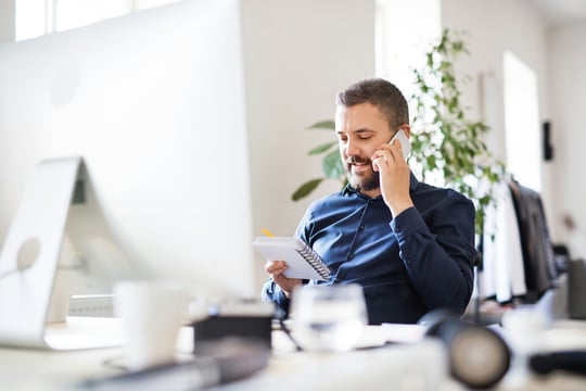 Dobson Fiber customer on the phone with support
